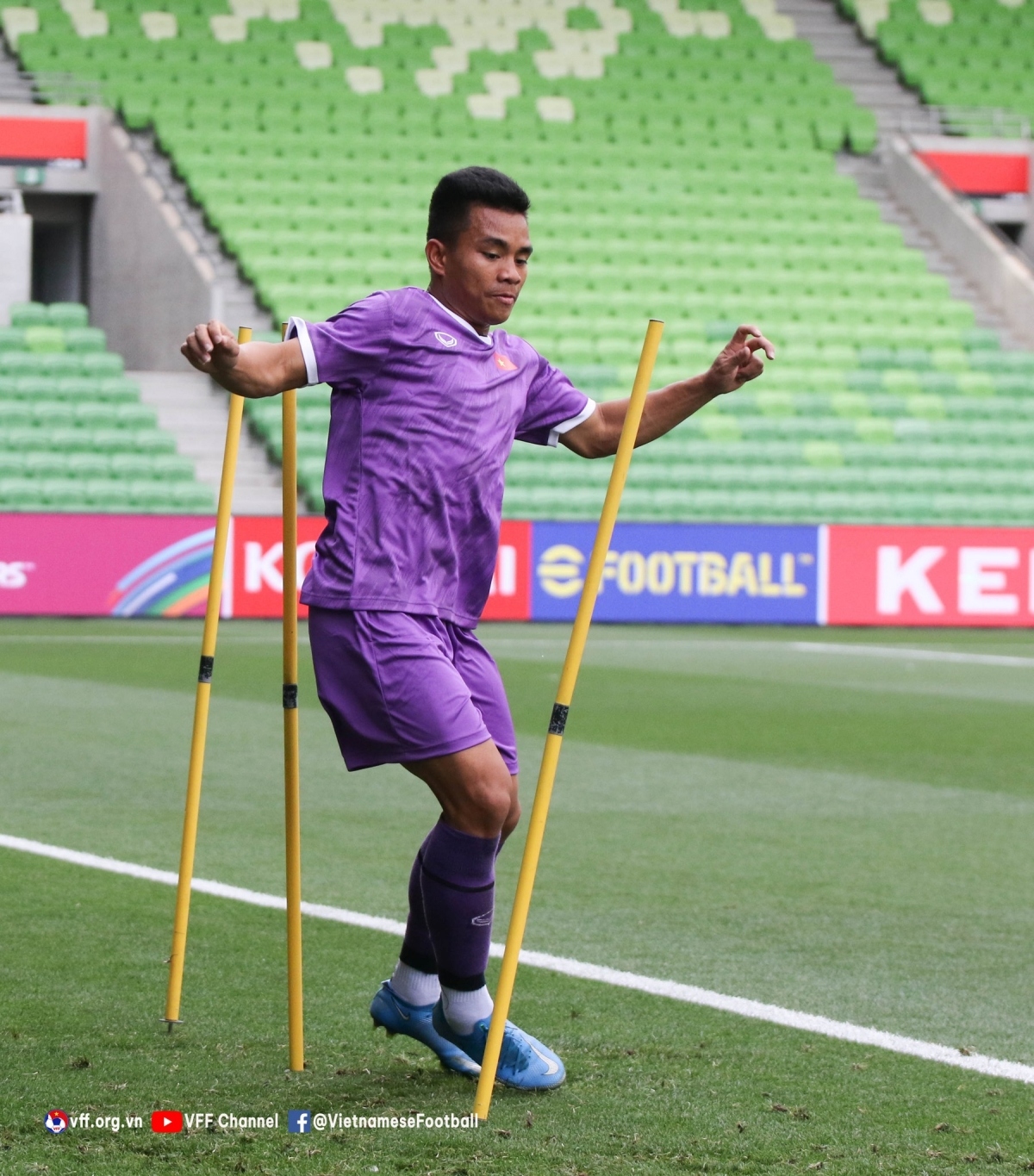 Striker Ho Thanh Minh practices hard, hoping to perform for the national team for the first time.