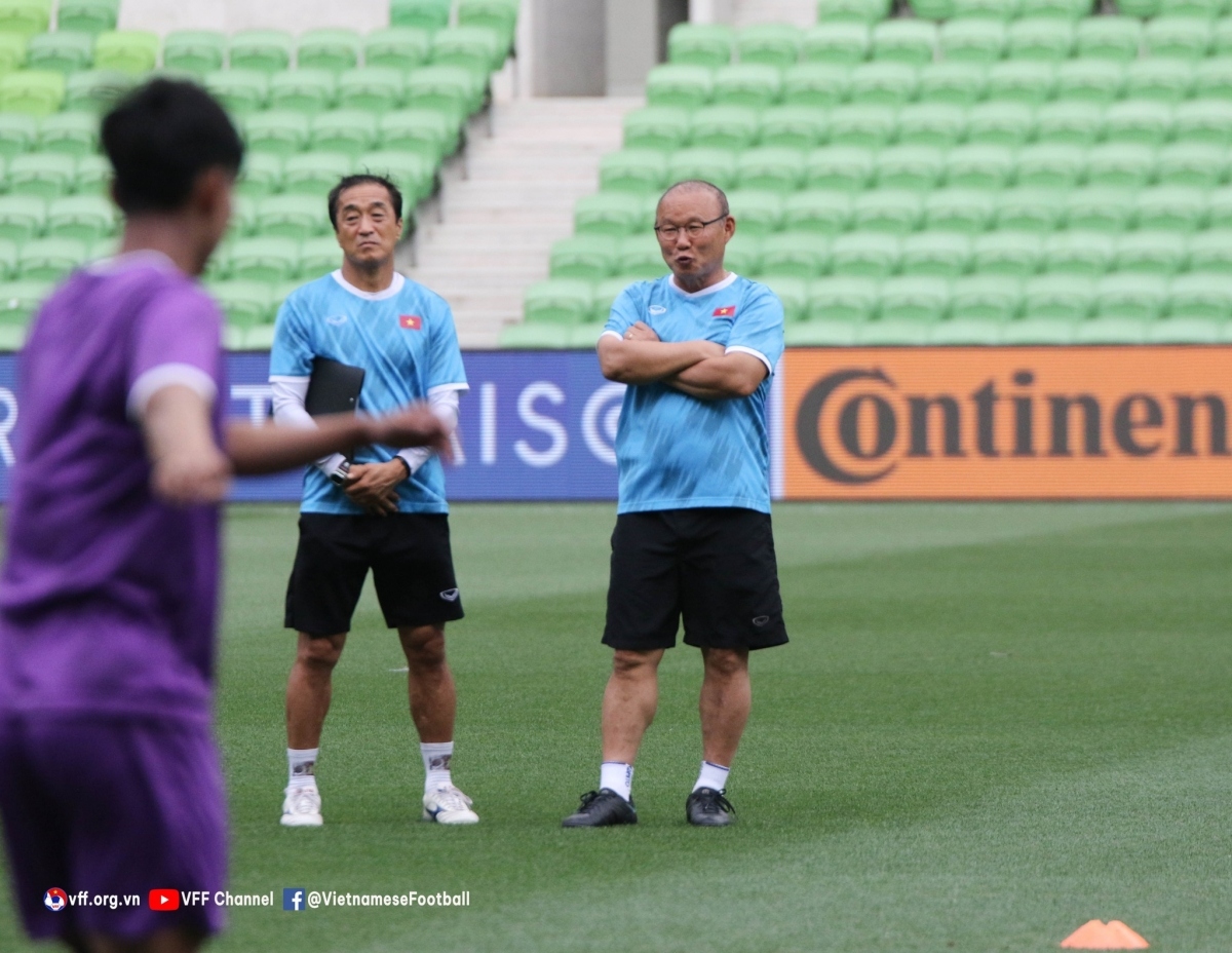 ambassador inspires vietnam team ahead wc qualifier against australia picture 7