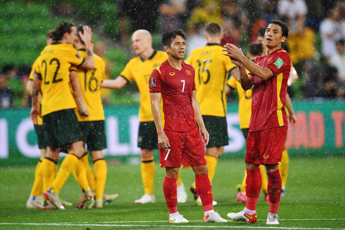 2022 fifa world cup qualifiers australia stun vietnam 4-0 picture 1