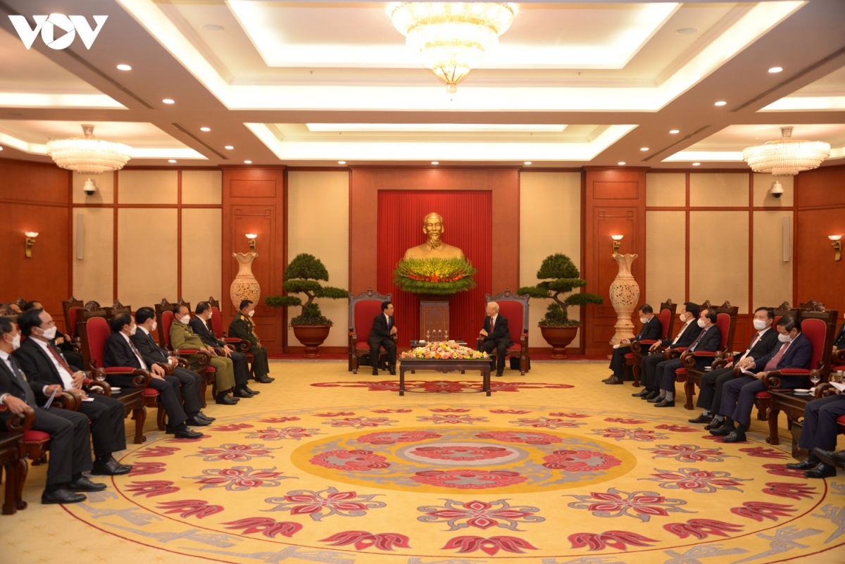 party, state leaders receive visiting lao prime minister picture 1
