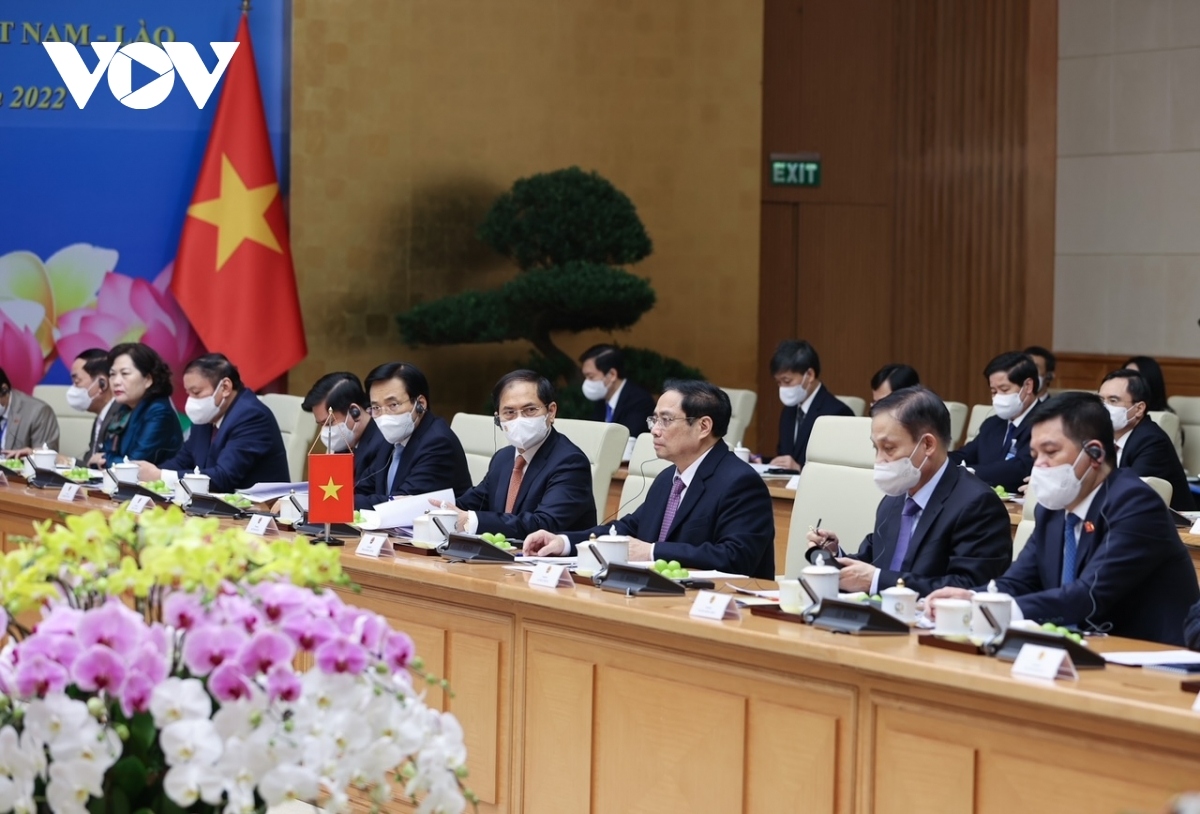 a closer view of vietnam-laos intergovernmental committee s 44th session picture 3