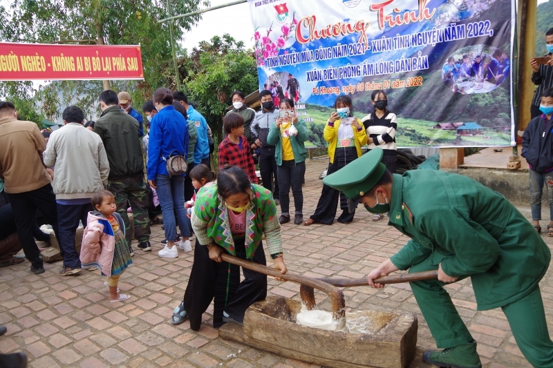 Xuân đến sớm với bà con vùng khó nơi biên giới ở Sơn La