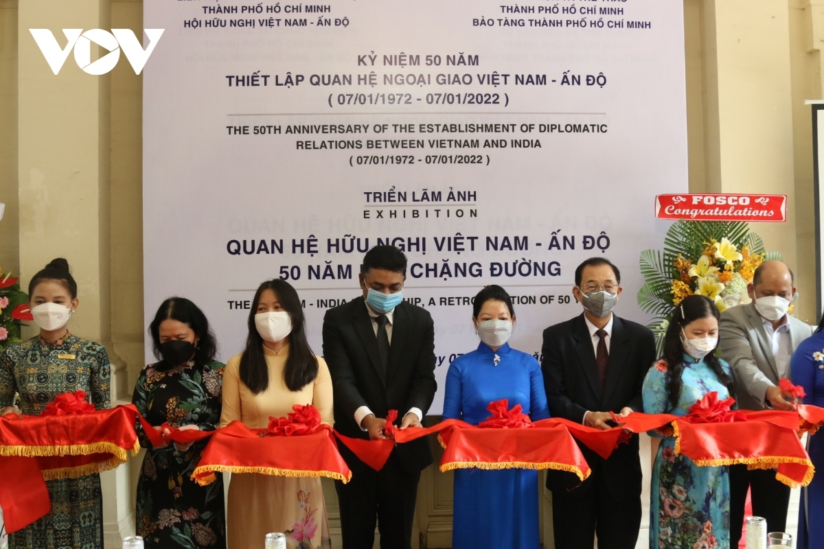 photo exhibition helps bring vietnam closer to india picture 1