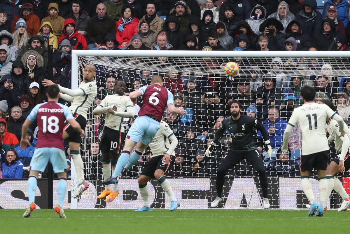 thang toi thieu burnley, liverpool tiep tuc bam duoi man city hinh anh 15