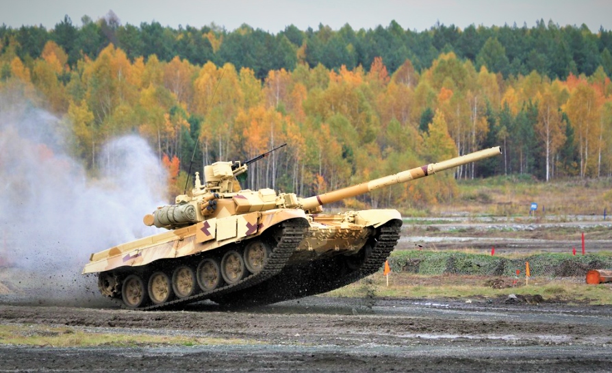 T-90S là phiên bản cải tiến dùng cho xuất khẩu của MBT T-90, là một trong những vũ khí đắt khách của Nga; Nguồn: flickr.com