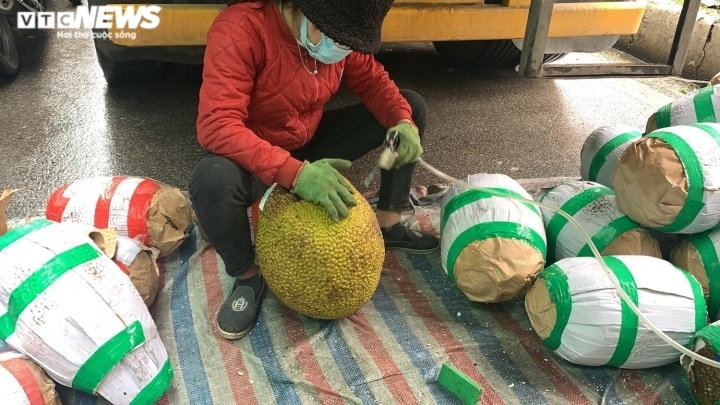 nghe la o cua khau lang son kiem hang tram nghin moi ngay hinh anh 3