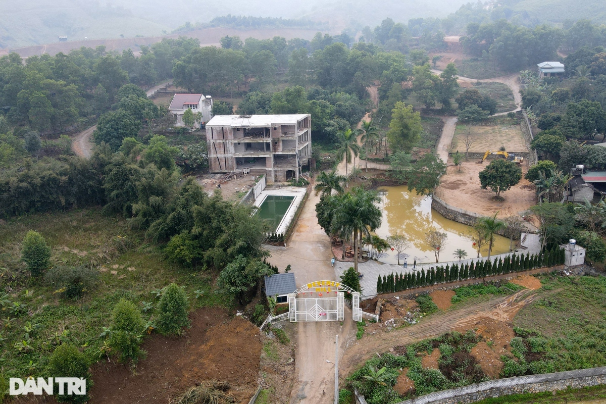 Cùng tại xã Cư Yên, huyện Lương Sơn, "dự án ma" Beverly Hill 2 cũng đang có dấu hiệu rục rịch được triển khai.