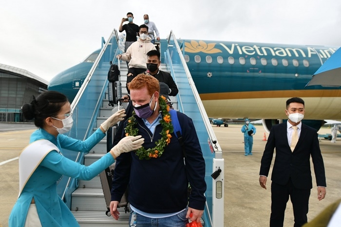 vietnam officially resumes international flights on feb.15 picture 1