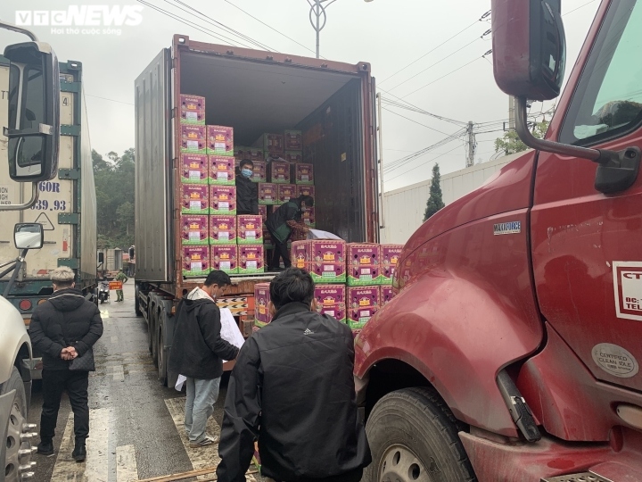 nghe la o cua khau lang son kiem hang tram nghin moi ngay hinh anh 9