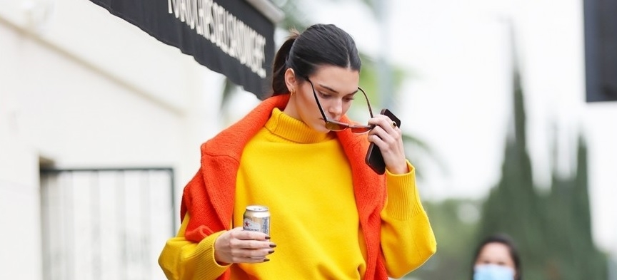 Kendall Jenner xinh đẹp ra phố sau ồn ào bí mật đính hôn