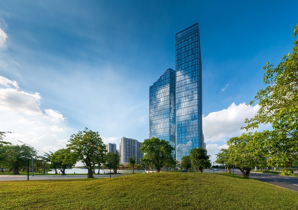 Đạt chứng chỉ LEED Platinum V4, TechnoPark Tower giữa lòng “thành phố biển hồ” Vinhomes Ocean Park đã ghi tên mình vào danh sách các biểu tượng xanh vang danh thế giới.