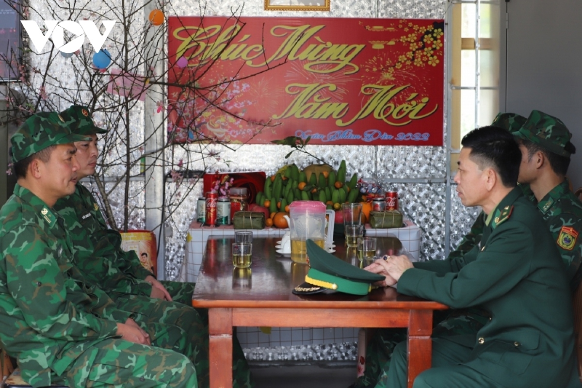 border soldiers continue tet celebrations despite distance from home picture 7 border soldiers continue tet celebrations despite distance from home picture 7