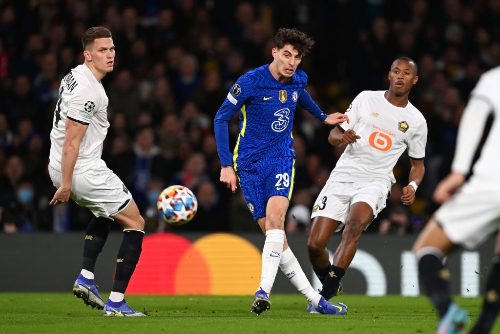 Havertz chỉ kiếm về quả phạt góc sau pha dứt điểm sở trường. (Ảnh: Getty)