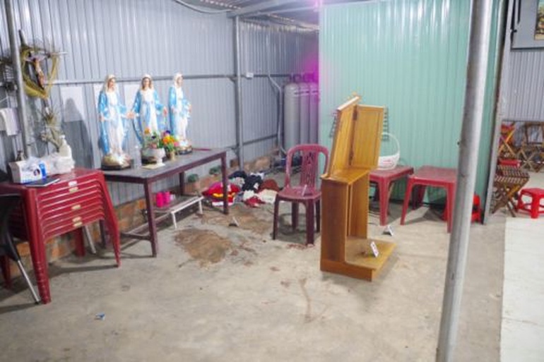 khoi to, bat tam giam doi tuong chem tu vong mot linh muc sau buoi le hinh anh 1