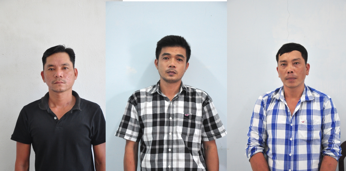Khởi tố 12 đối tượng đá gà ăn tiền