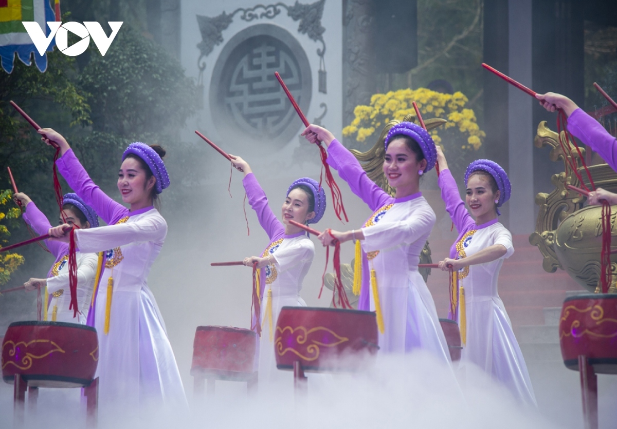 spring festival in hue honours tran dynasty princess picture 4