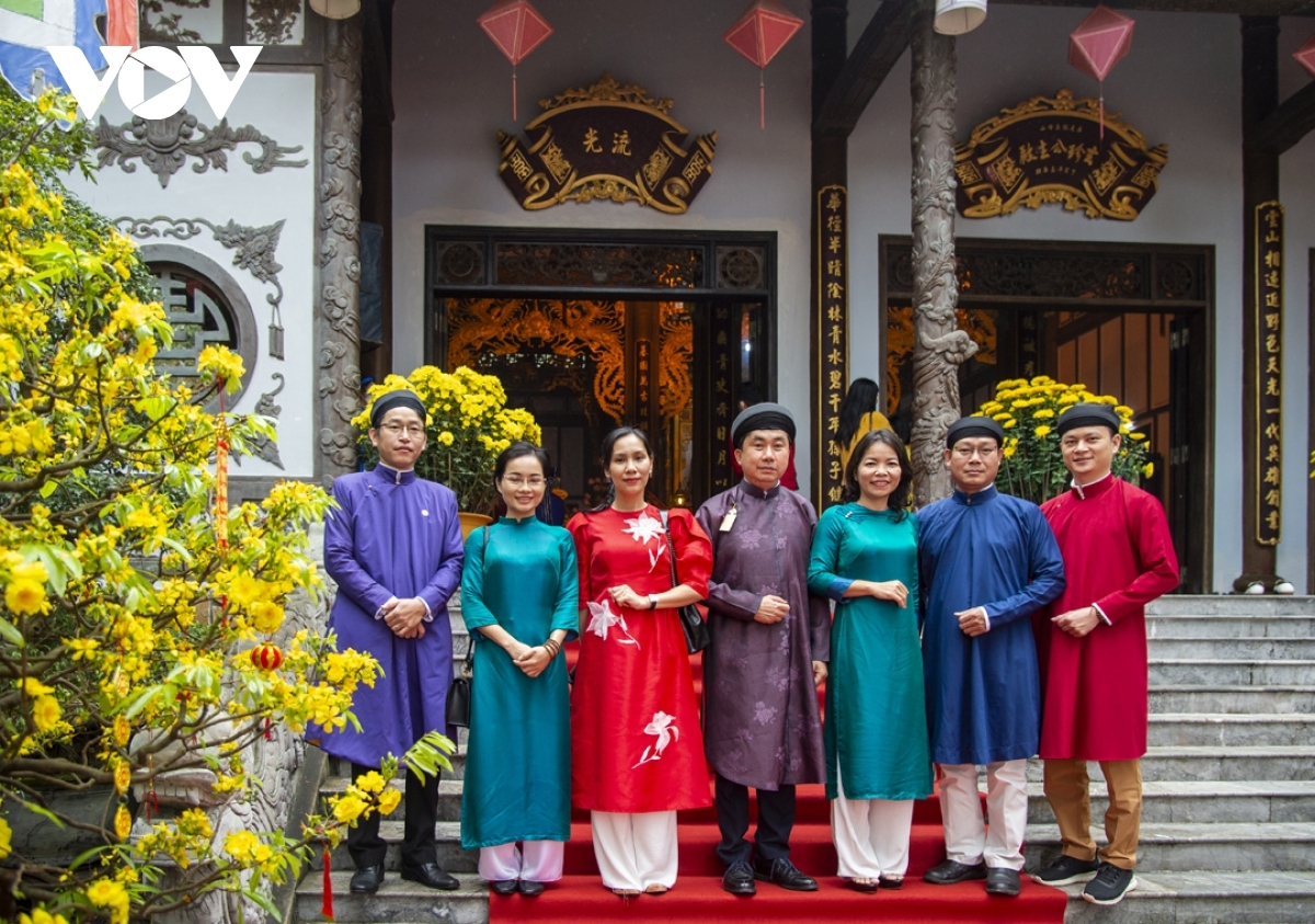spring festival in hue honours tran dynasty princess picture 8