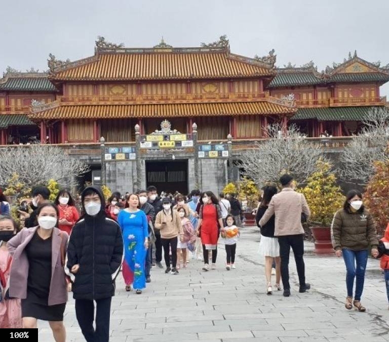 Hue hosts diverse cultural activities to spur nighttime economy