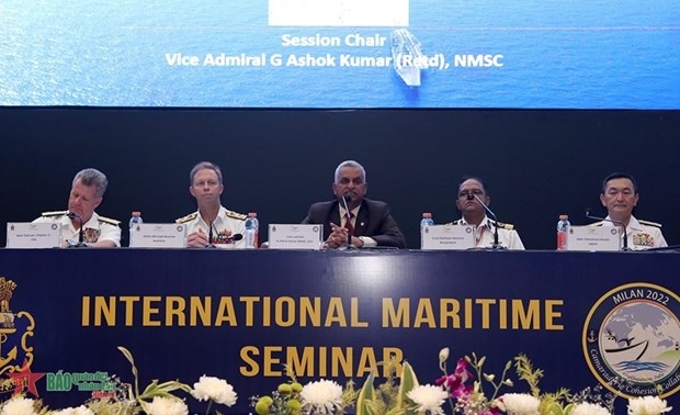 vietnam s naval officers attend int l maritime seminar in india picture 1