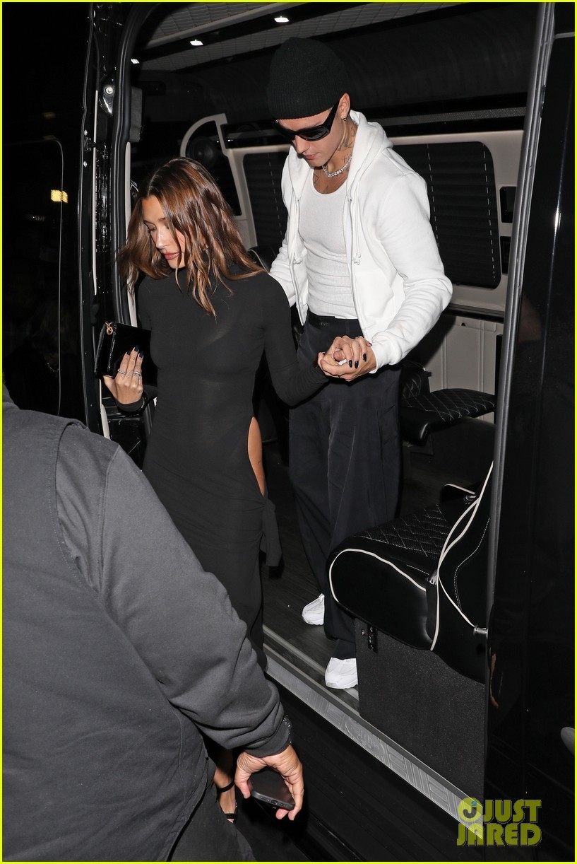 justin bieber tai xuat dien trai, vui ve ho tong vo di du tiec hinh anh 8