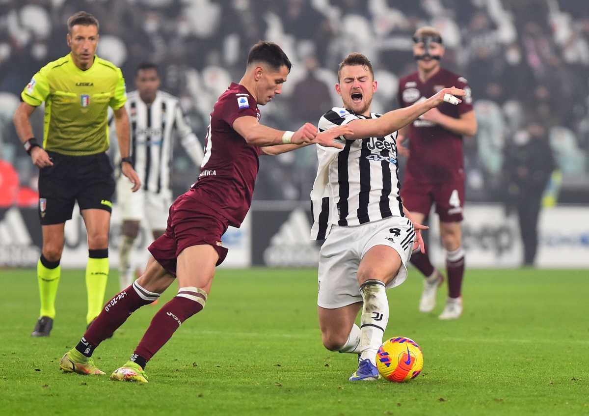 vang nhieu tru cot, juventus bi torino cam hoa hinh anh 1