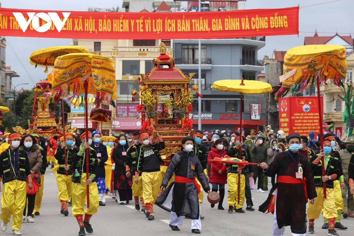 ky cung-ta phu temple festival excites crowds in lang son picture 3