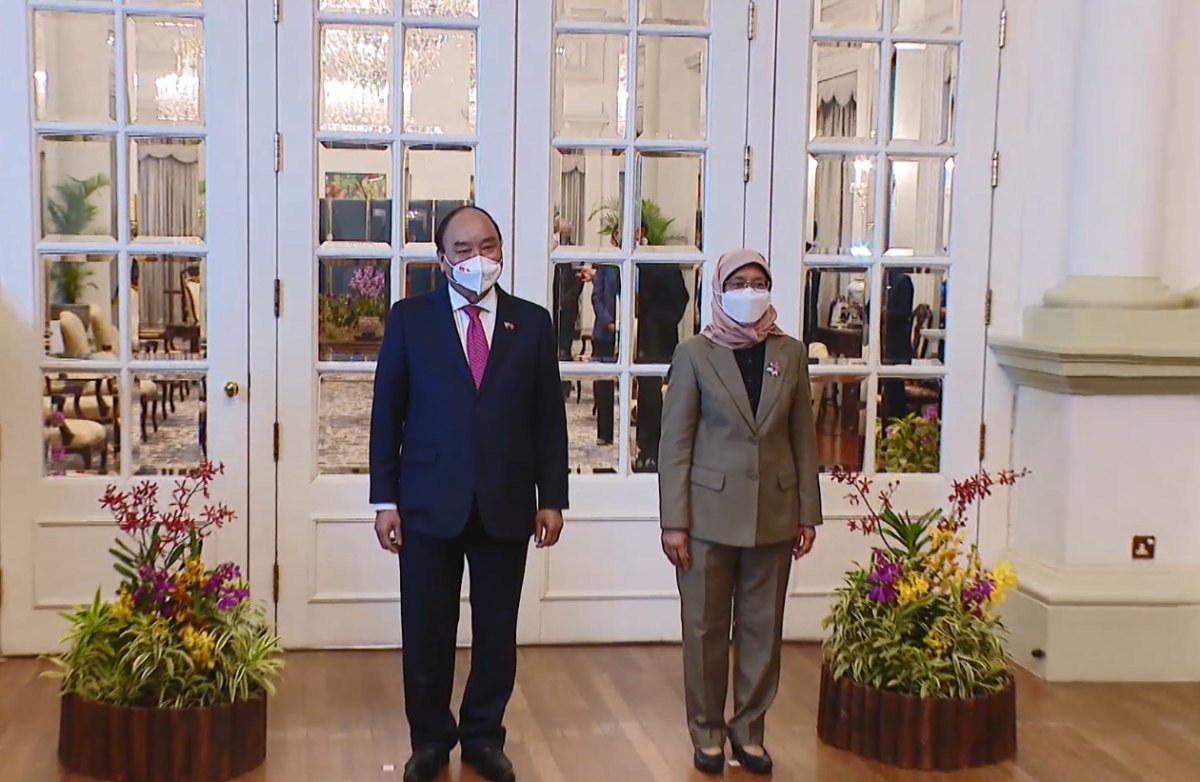 Welcome ceremony for President Nguyen Xuan Phuc in Singapore