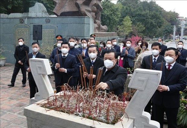Hanoi Party officials pay tribute to King Quang Trung