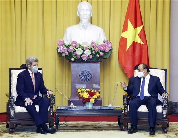 president nguyen xuan phuc hosts us special presidential envoy for climate picture 1