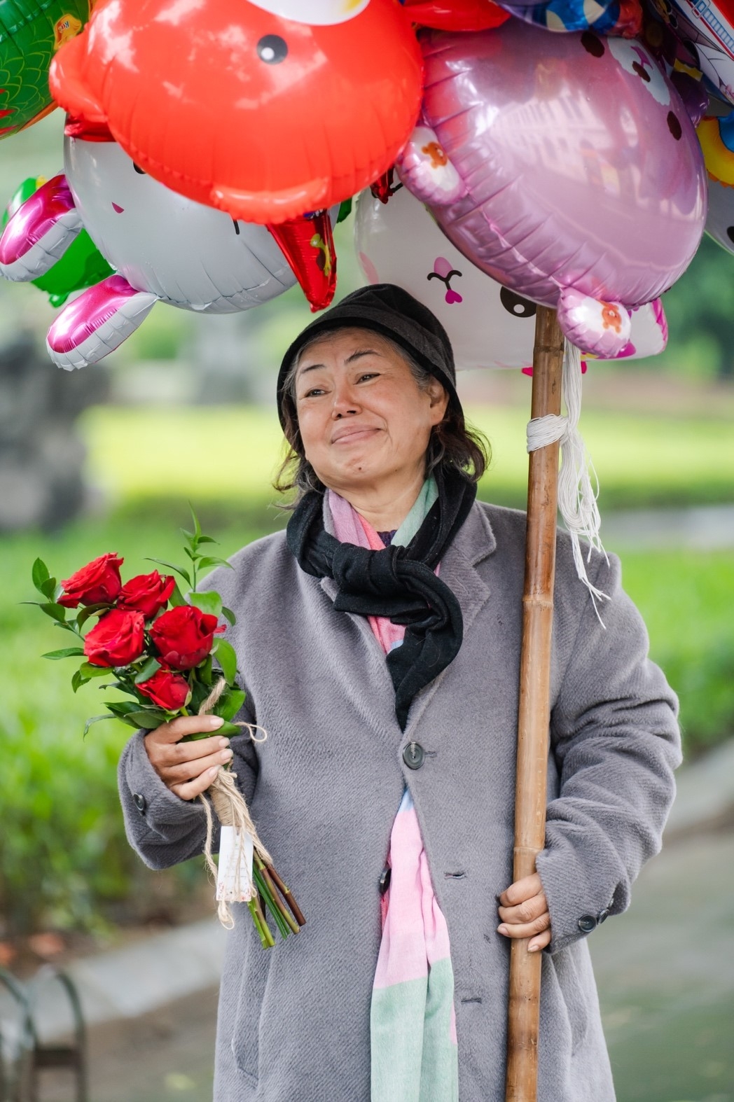 valentine 2022 man to tinh an tuong voi 99.999 bong hong vua dien ra tai ha noi hinh anh 14