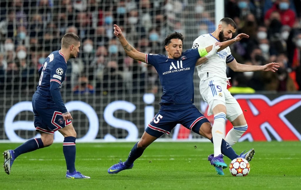 benzema lap hat-trick, real madrid tien messi va psg roi cup c1 chau Au hinh anh 6