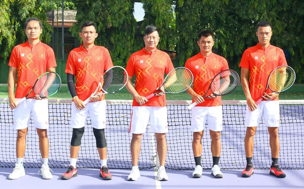 vn tennis aces face tough test at davis cup world playoffs picture 1