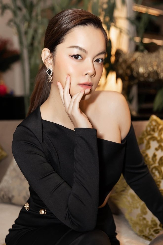 Phạm Quỳnh Anh.