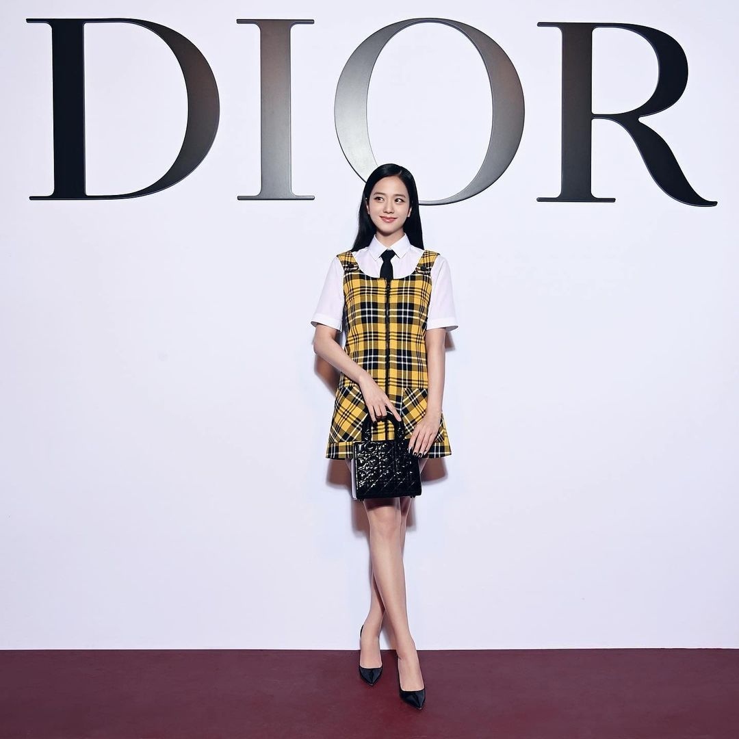 BLACKPINKs Jisoo Dior Outfits in Paris Fashion Week 2023  unnielooks
