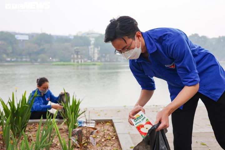 ha noi tat bat chinh trang duong pho truoc gio mo lai pho di bo ho guom hinh anh 3