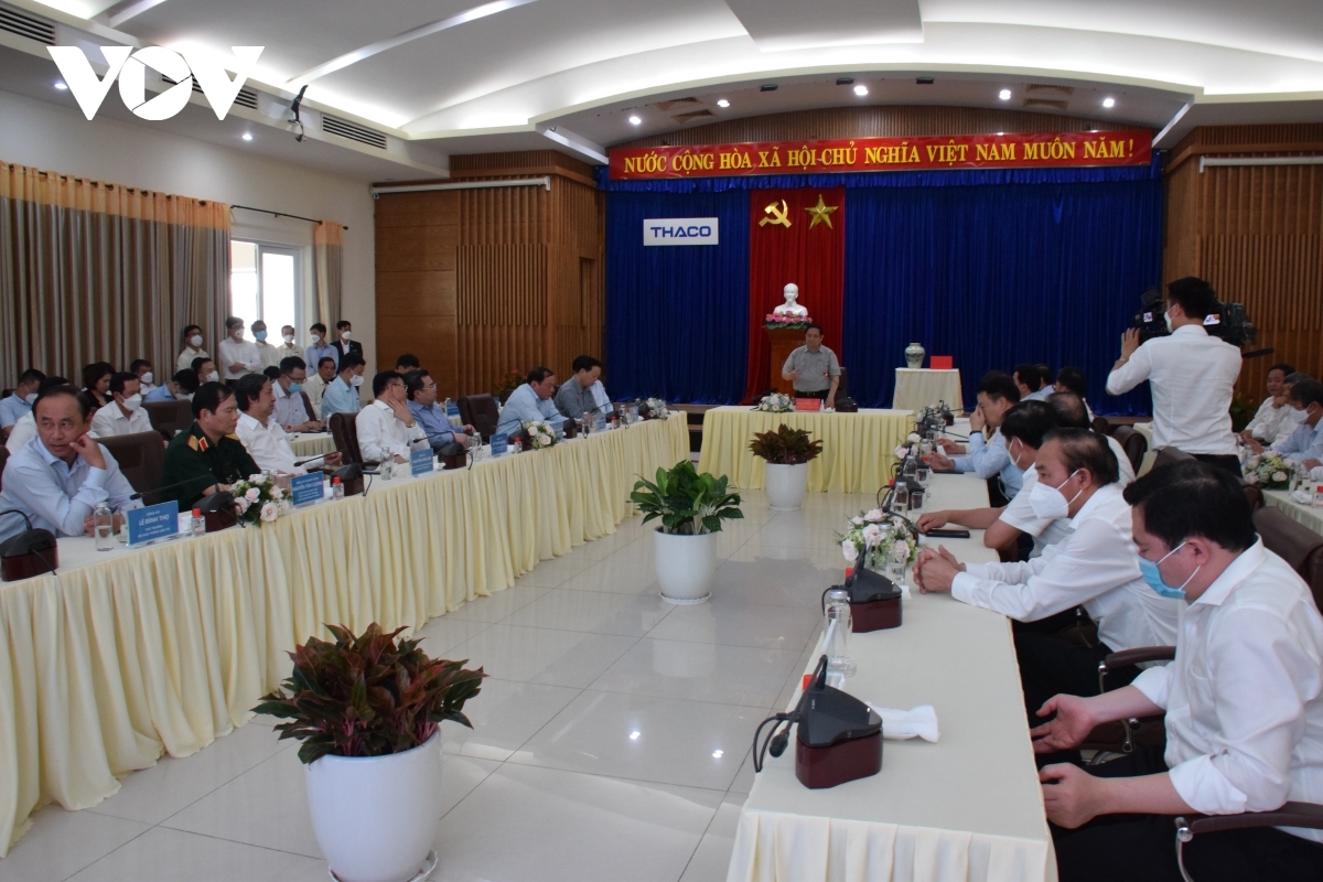 government chief inspects key projects in quang nam picture 6