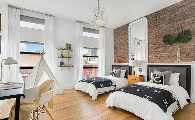Bên trong căn hộ áp mái ở New York của vợ chồng John Legend - Ảnh 9.