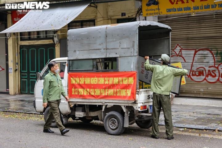 ha noi tat bat chinh trang duong pho truoc gio mo lai pho di bo ho guom hinh anh 8