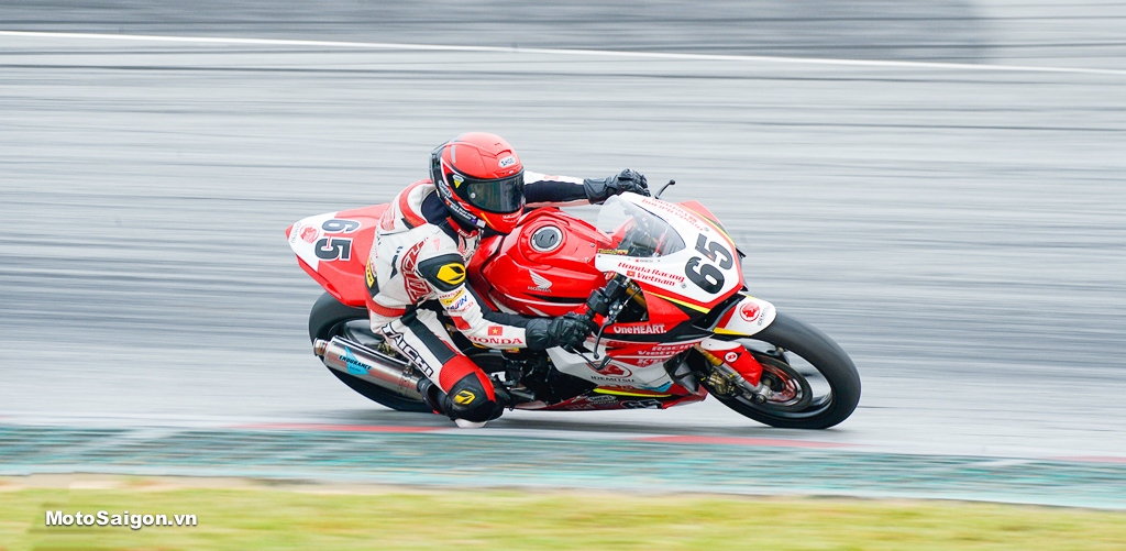 vietnamese motorbike racers to compete at regional tournaments picture 1