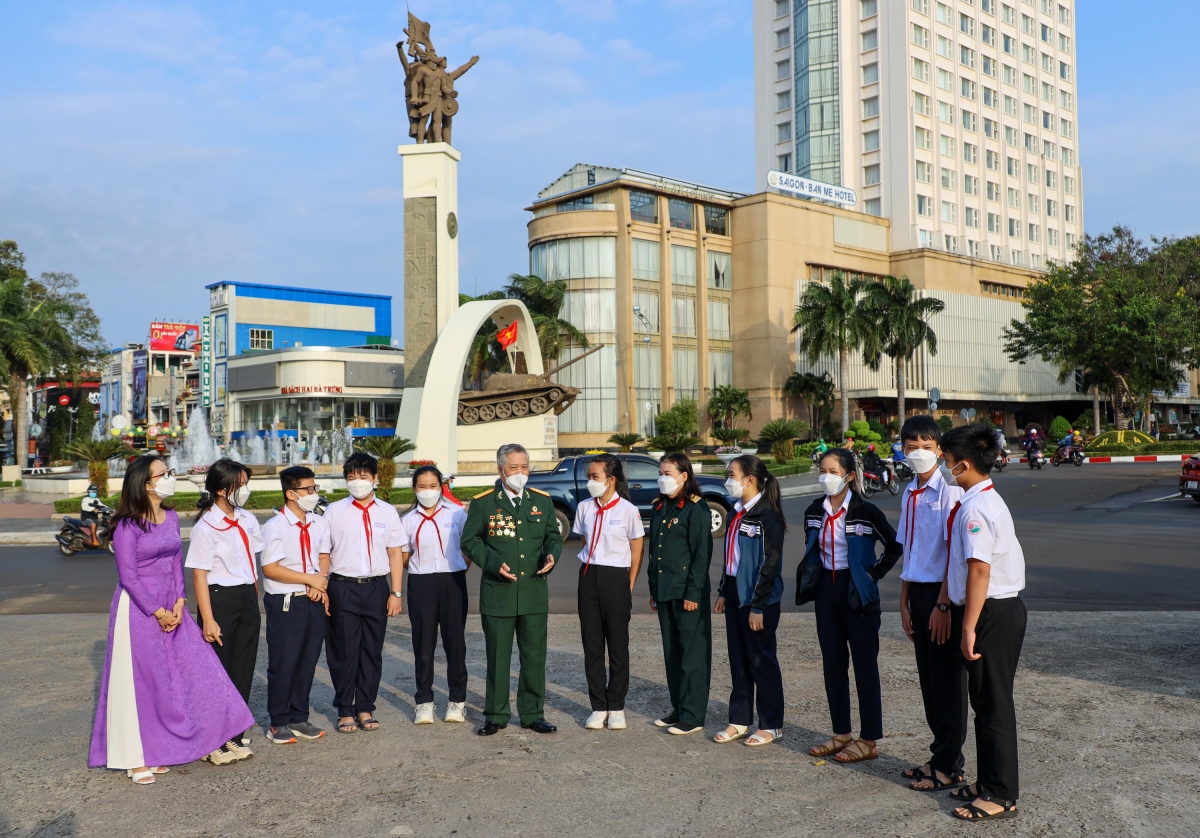 chiến thắng buôn ma thuột qua lời kể người trong cuộc hình ảnh 2 chien thang buon ma thuot qua loi ke nguoi trong cuoc hinh anh 2