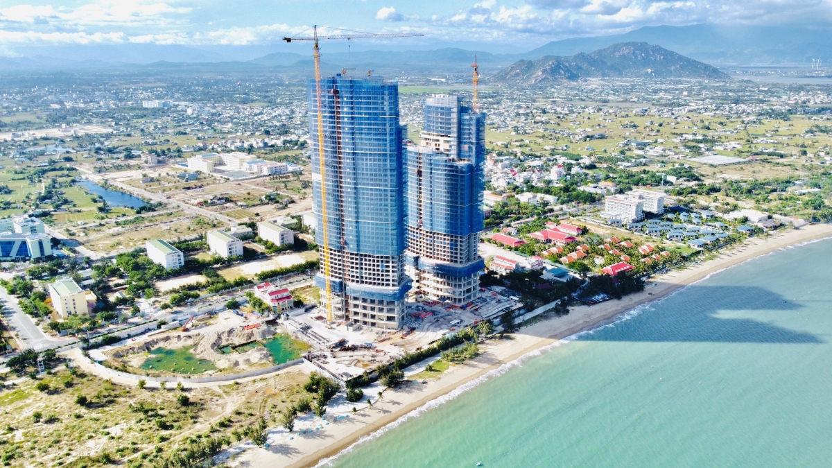 2 tòa tháp của SunBay Park Hotel & Resort Phan Rang tại Ninh Thuận dự kiến đi vào hoạt động tháng 10/2022.