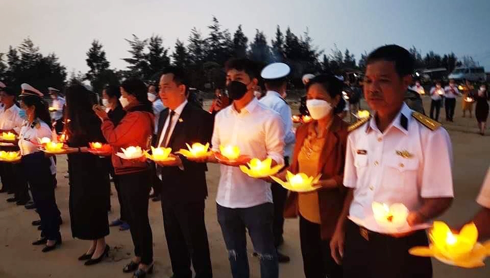 War veterans, relatives commemorate Gac Ma battle martyrs