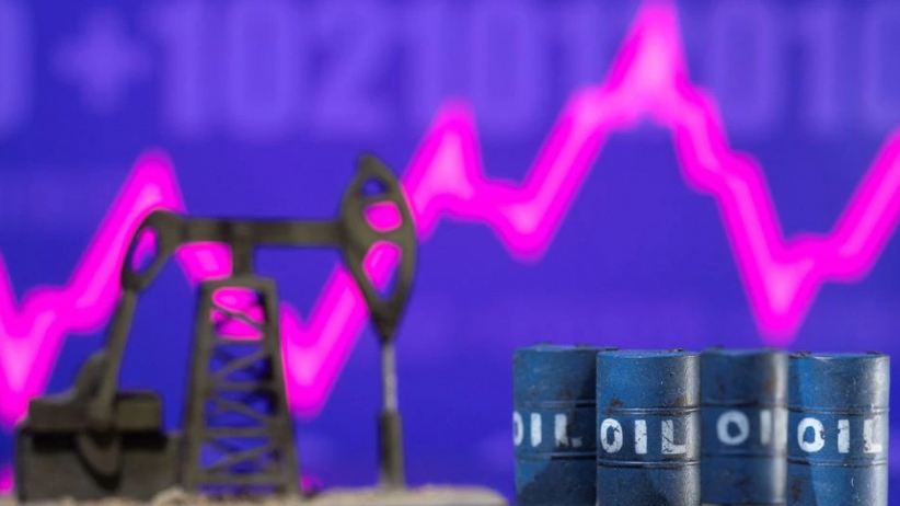 Đà tăng của giá dầu thế giới vẫn chưa dứt trước lo lắng gián đoạn nguồn cung. (Ảnh minh họa: Reuters)