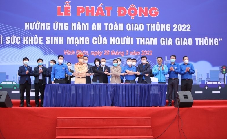 Phát động hưởng ứng Năm an toàn giao thông năm 2022 trong tuổi trẻ cả nước