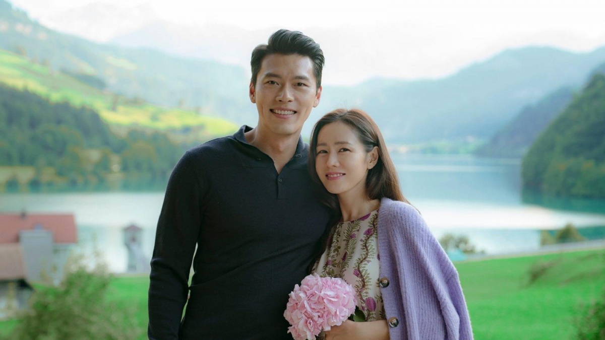 he lo thiep cuoi cua hyun bin va son ye jin hinh anh 2