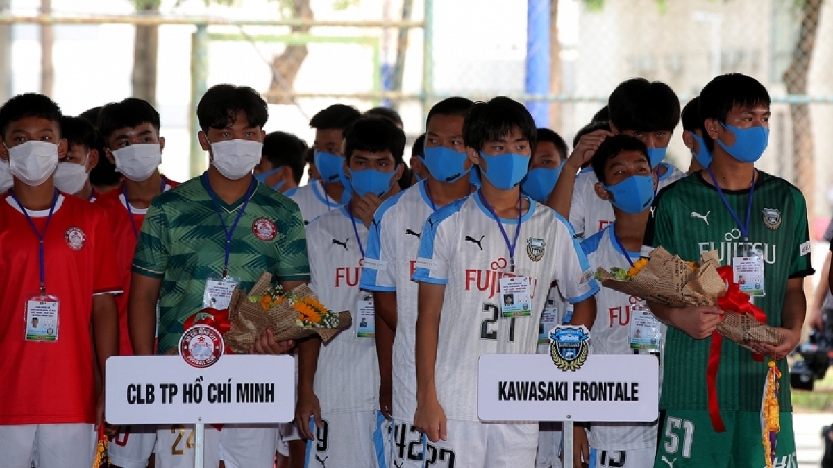 binh duong hosts vietnam-japan u13 football tournament picture 1