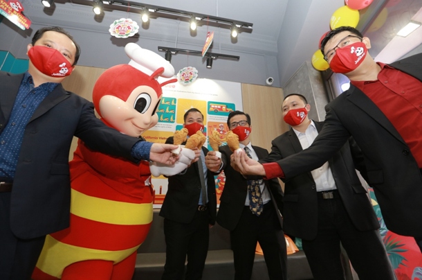 jollibee opens 150th store in vietnam picture 1