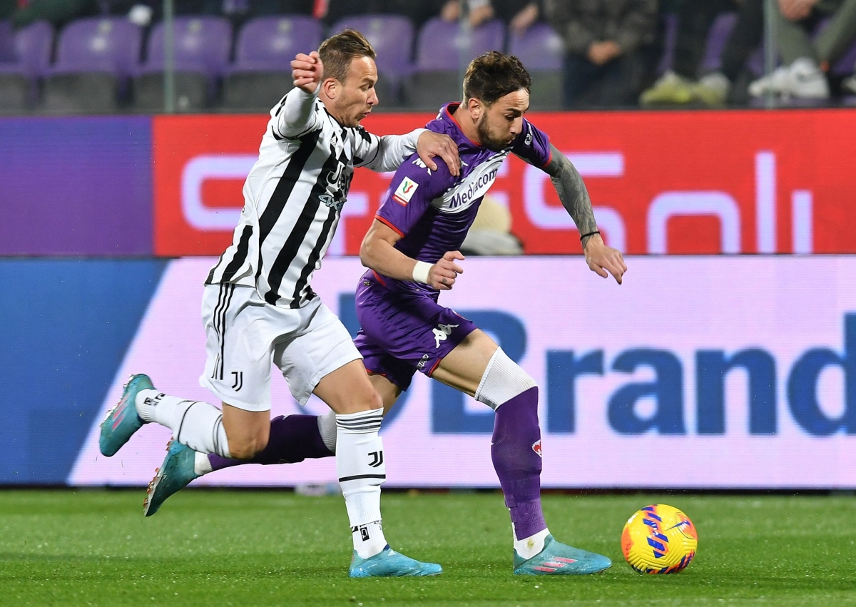 pha dot luoi nha o phut 90 1 khien fiorentina om han truoc juventus hinh anh 4