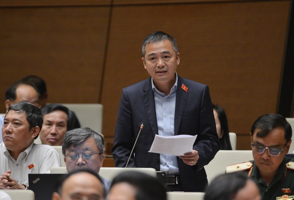 PGS.TS Nguyễn Lân Hiếu, Giám đốc Bệnh viện Đại học Y Hà Nội, kiêm nhiệm làm Giám đốc Bệnh viện Đa khoa Bình Dương. Ảnh: Quốc hội