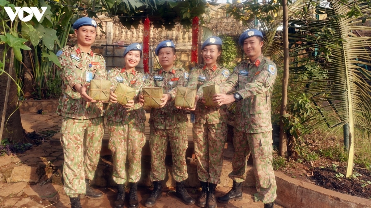 
Lính "mũ nồi xanh" Việt Nam tại Cộng hòa Trung Phi. 